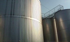小正醸造 貯蔵タンク 小正醸造 貯蔵タンク
